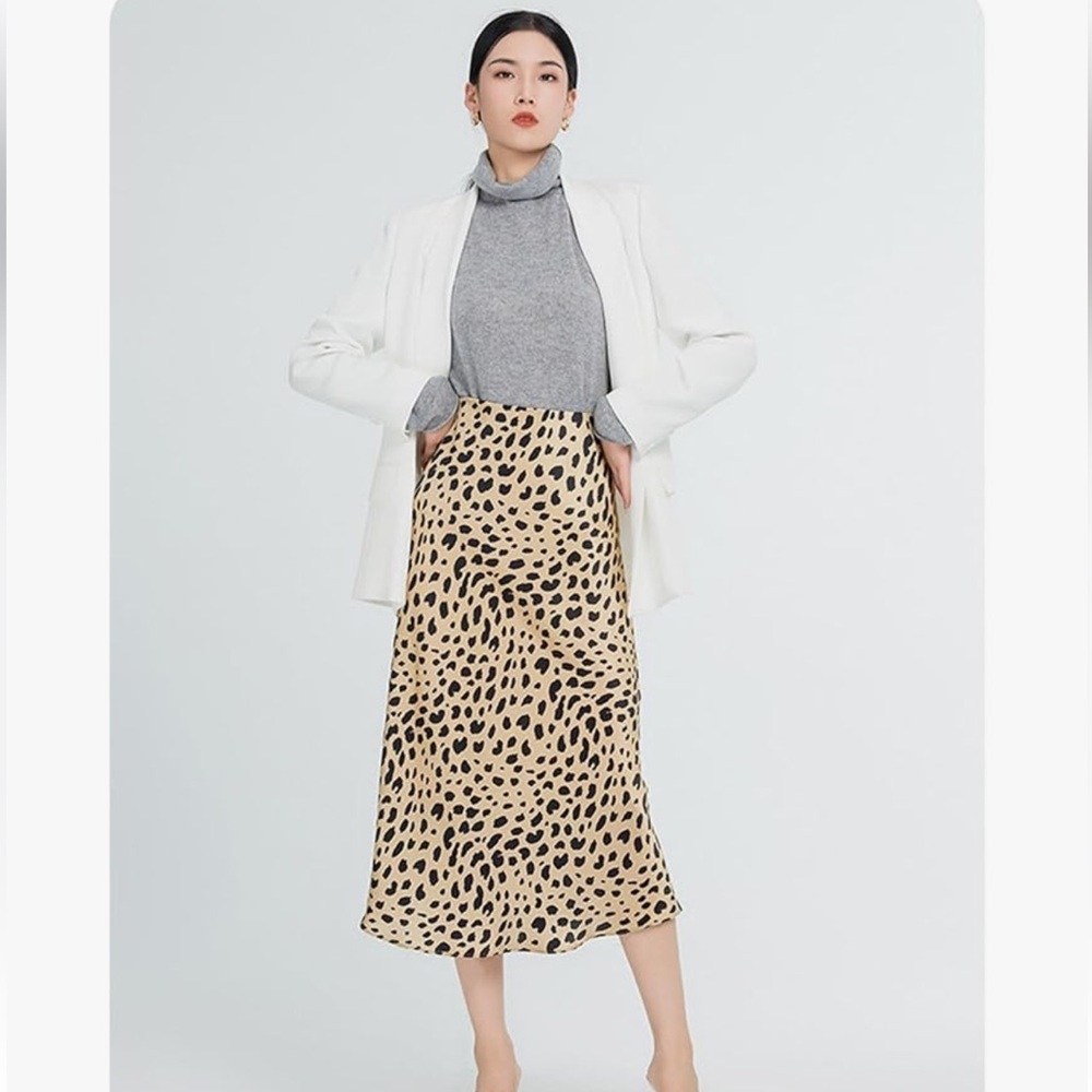 Leopard Print Tan Skirt